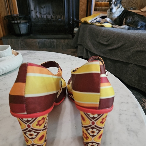 Hot Chocolate Designs 1970s High Heels - Picture 4 of 8